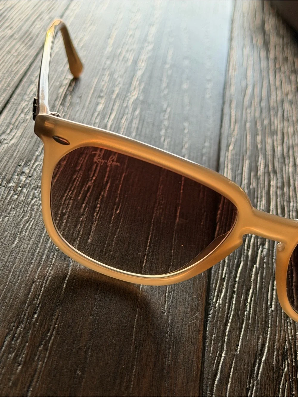 Ray-Ban (RB4362)  Light BrownSunglasses